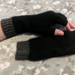 Celeste Fingerless Gloves